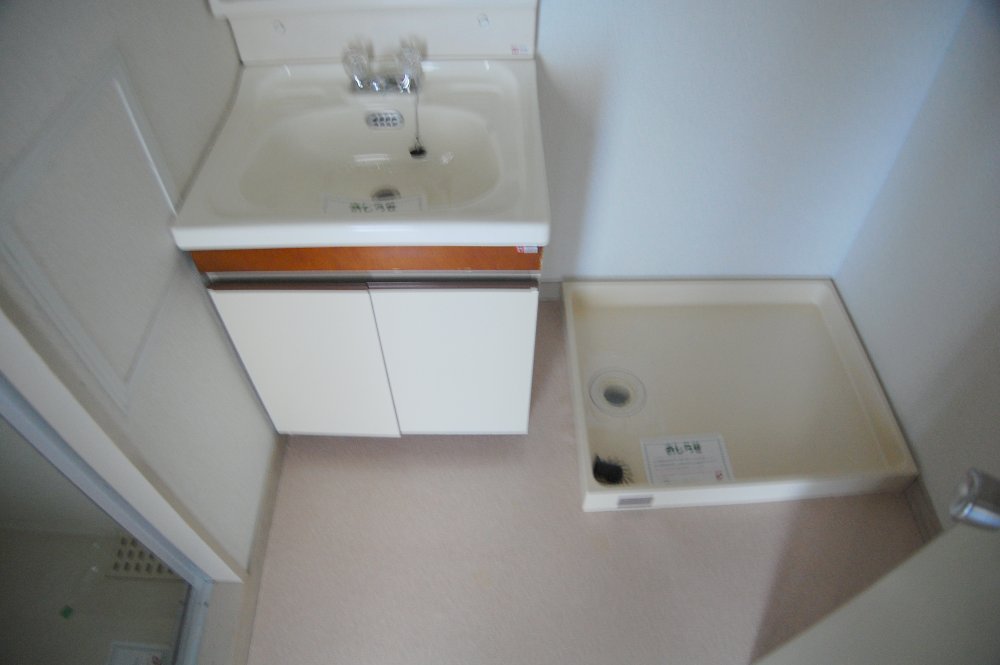 Washroom. There is also a dressing room!