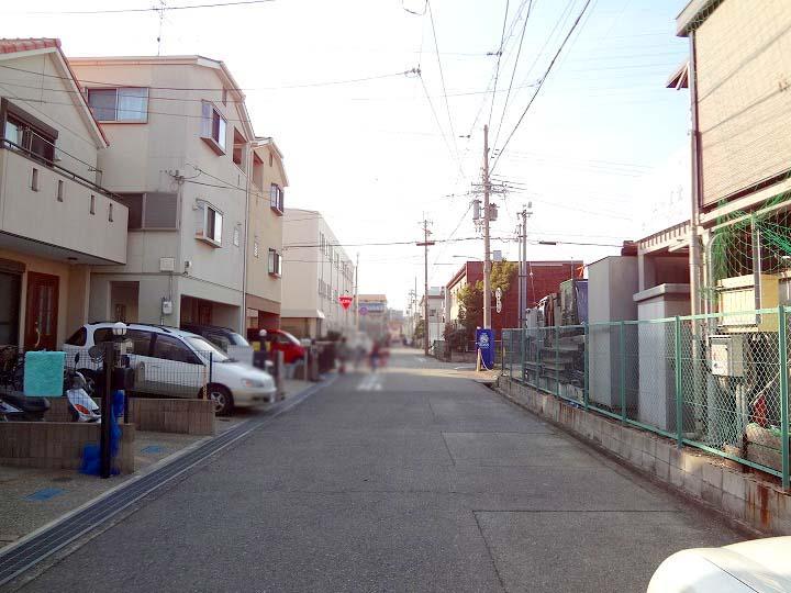 Local photos, including front road. Please feel free to visit