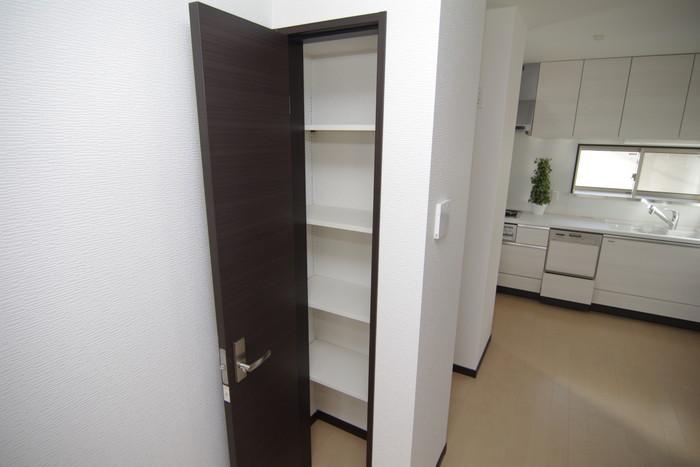 Receipt. Since there is housed in the living room, Convenient. 