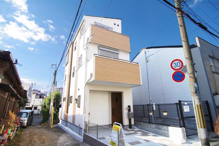 Local appearance photo. Location of a 7-minute walk from the Hanshin "Kuise" station. Sale is the start of limitation 1 compartment! 