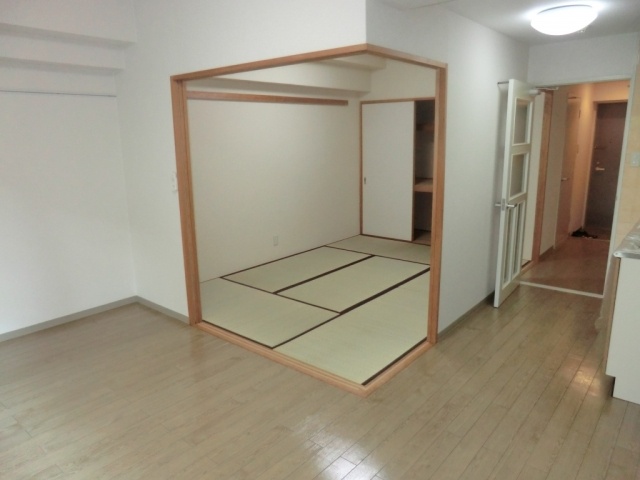 Living and room