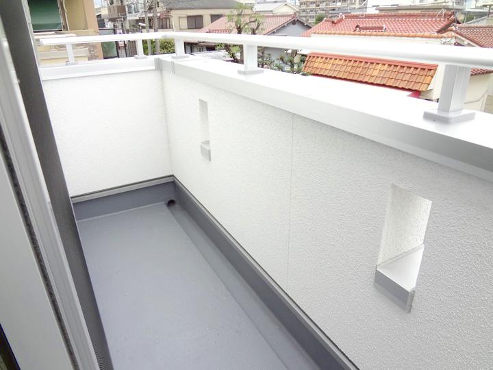 Balcony. It is warm likely even in the winter because it uses a 100mm insulation