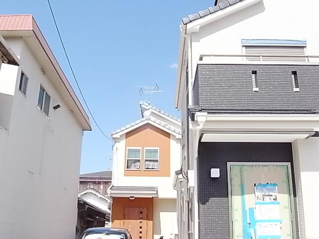 Local appearance photo