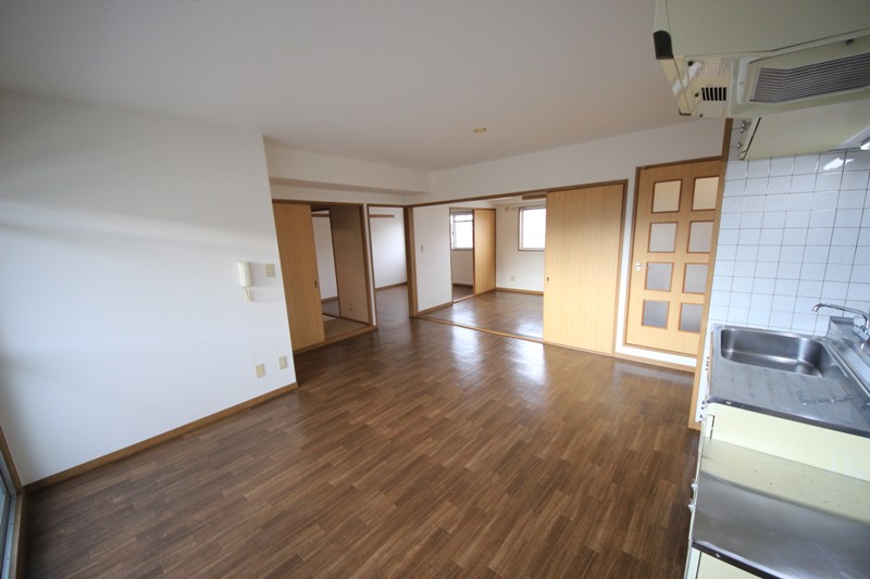 Living and room