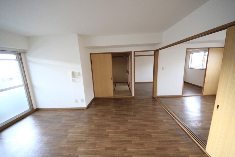 Living and room