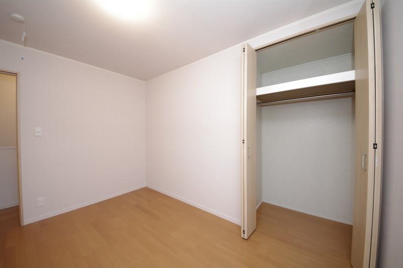 Same specifications photos (Other introspection)