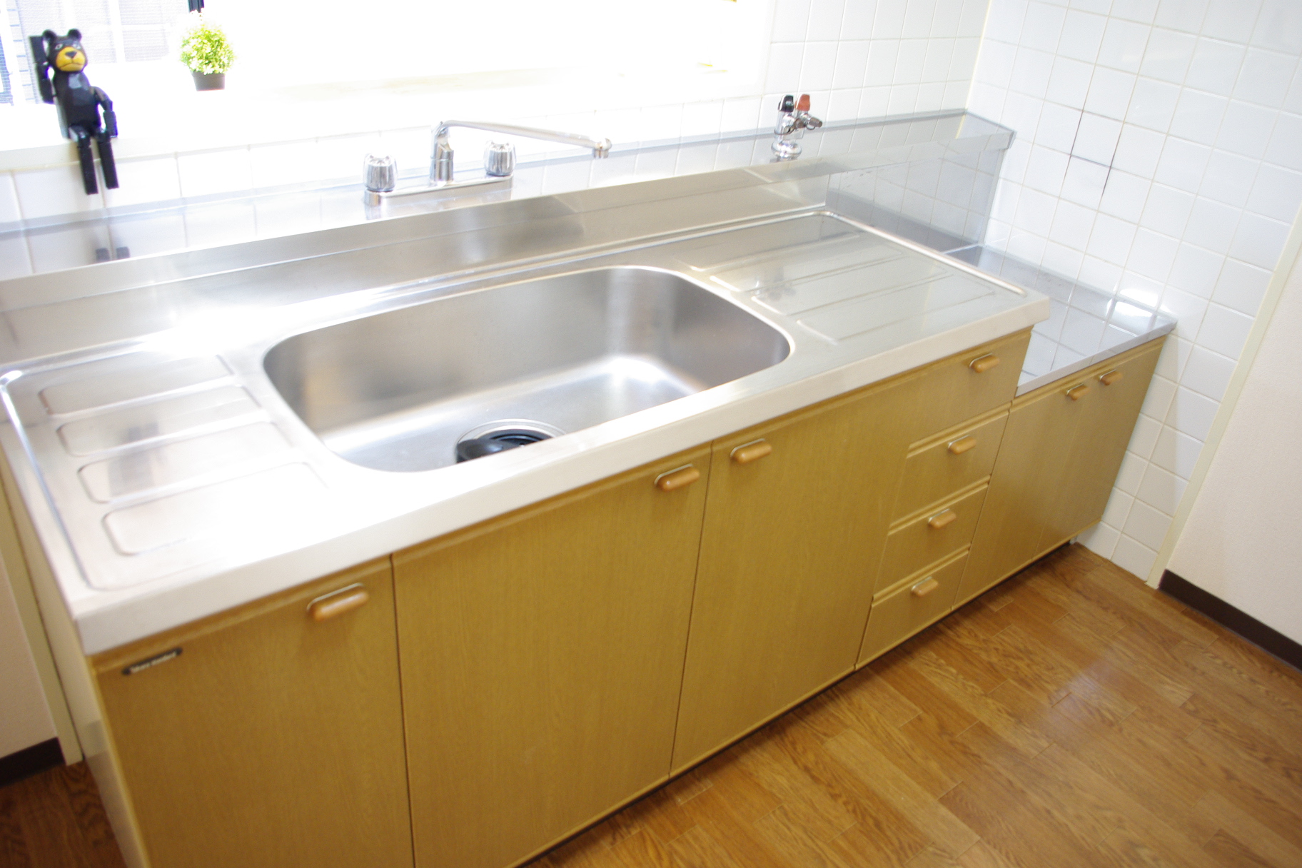 Kitchen. Shades of kitchen calm woodgrain