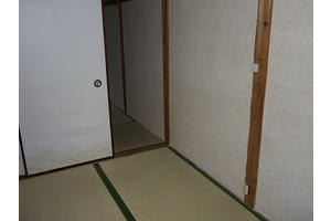 Other room space. ● Japanese-style room ●