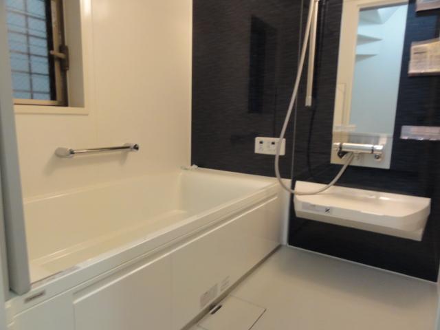 Bathroom. Indoor (July 2013) Shooting