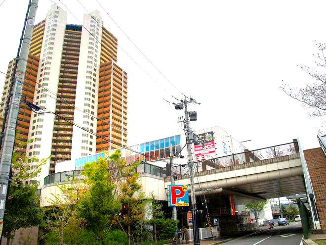 Shopping centre. Until Amagotta 1100m