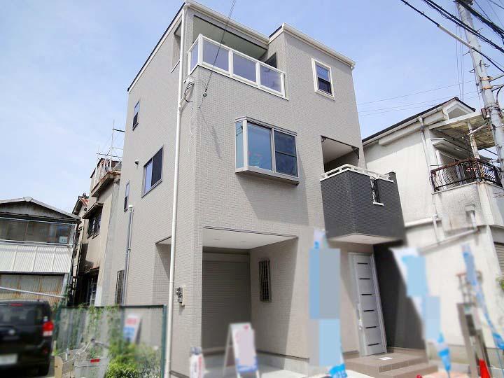 Local appearance photo. It is south-facing with 3LDK. Inner terrace there, It also enjoys gardening