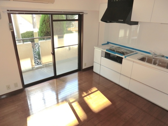 Living and room
