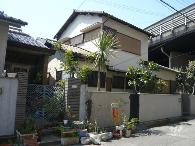 Local appearance photo. The appearance of the property (from the north)