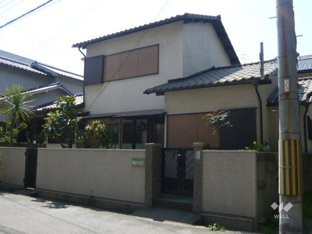 Local appearance photo. The appearance of the property (from the west)