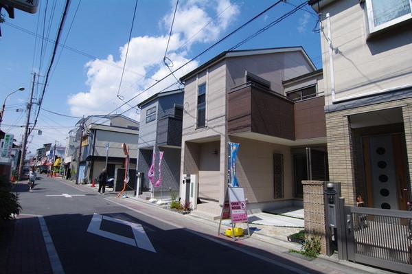 Local appearance photo