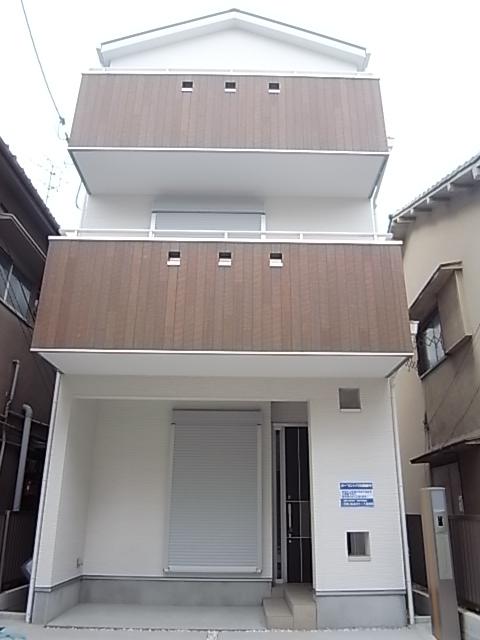 Local appearance photo