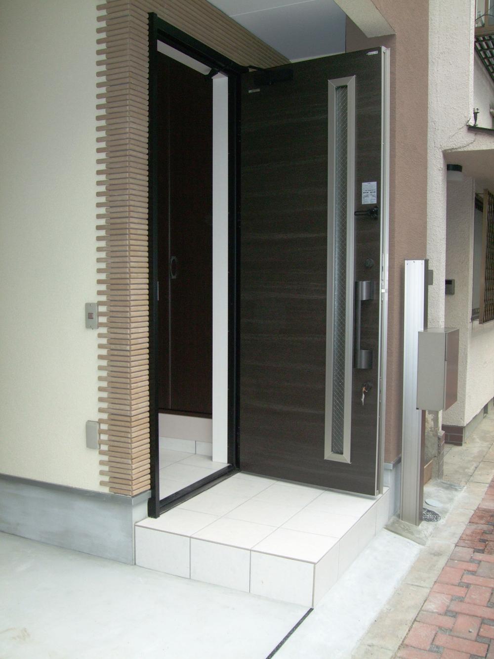 Entrance. Indoor (10 May 2011) Shooting