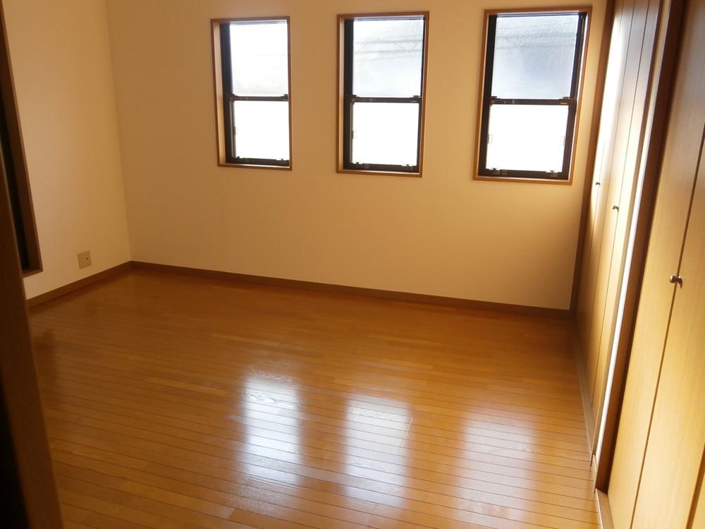 Other local. Local (12 May 2013) Shooting