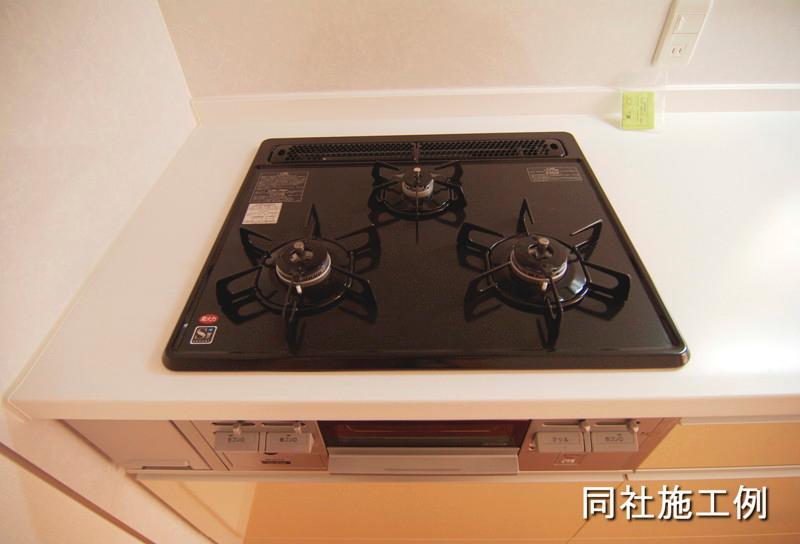 Same specifications photo (kitchen). (Same specifications photo)