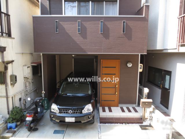 Parking lot. Parking spaces the property