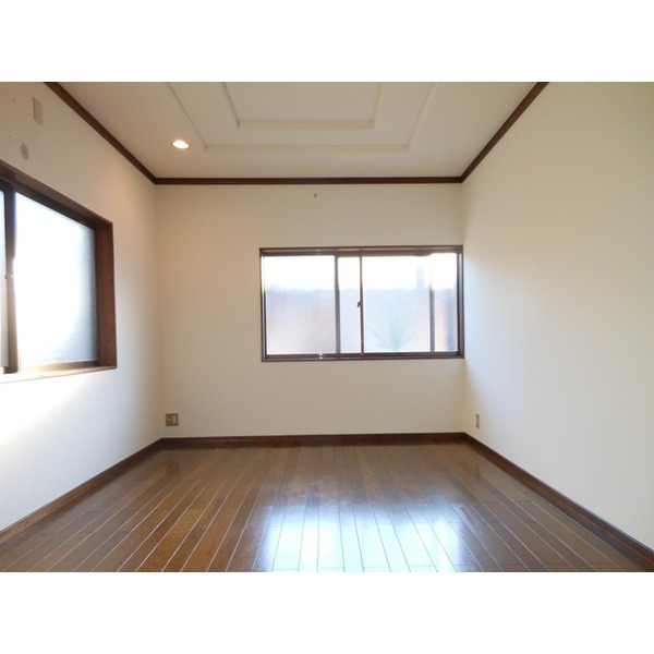 Other room space. Western style room