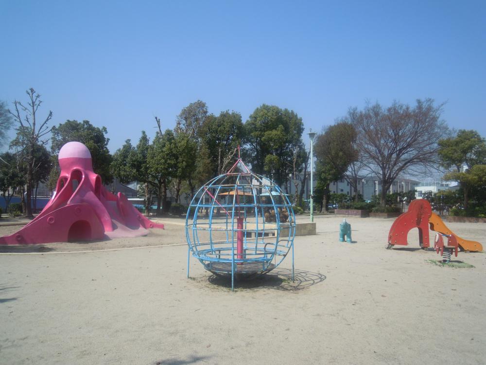 park. 364m until Shioe park