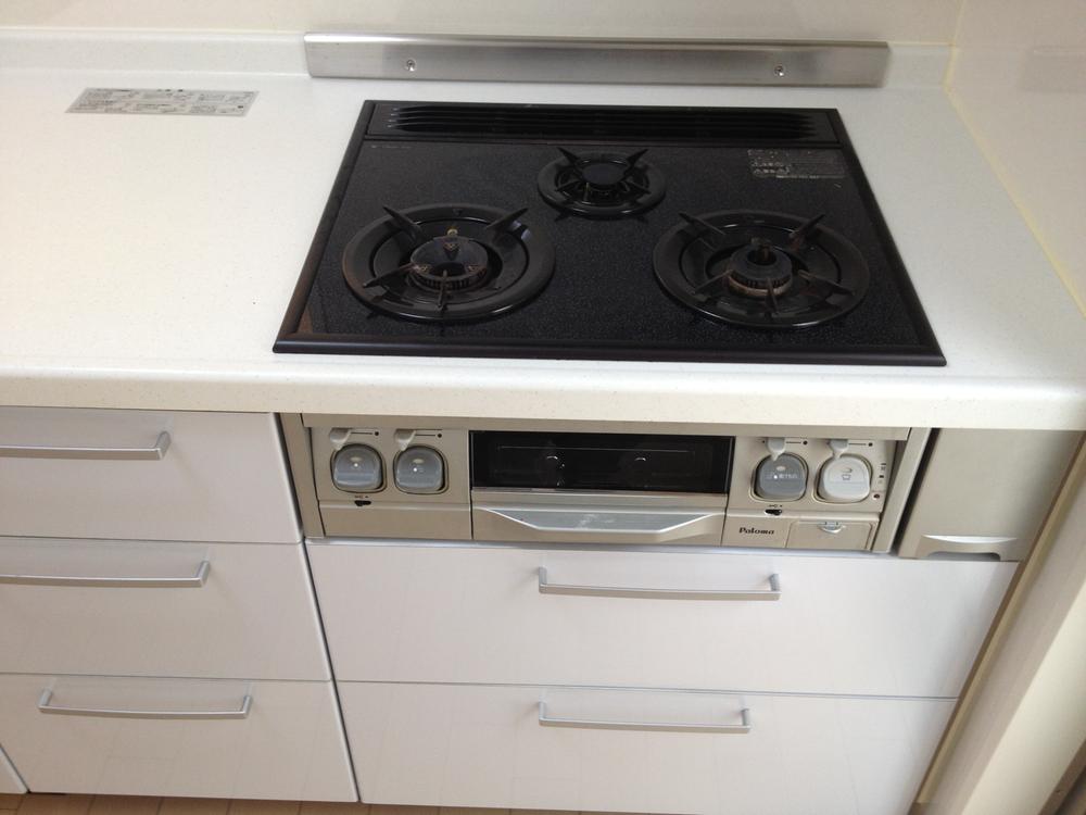 Kitchen. Local (July 2013) Shooting