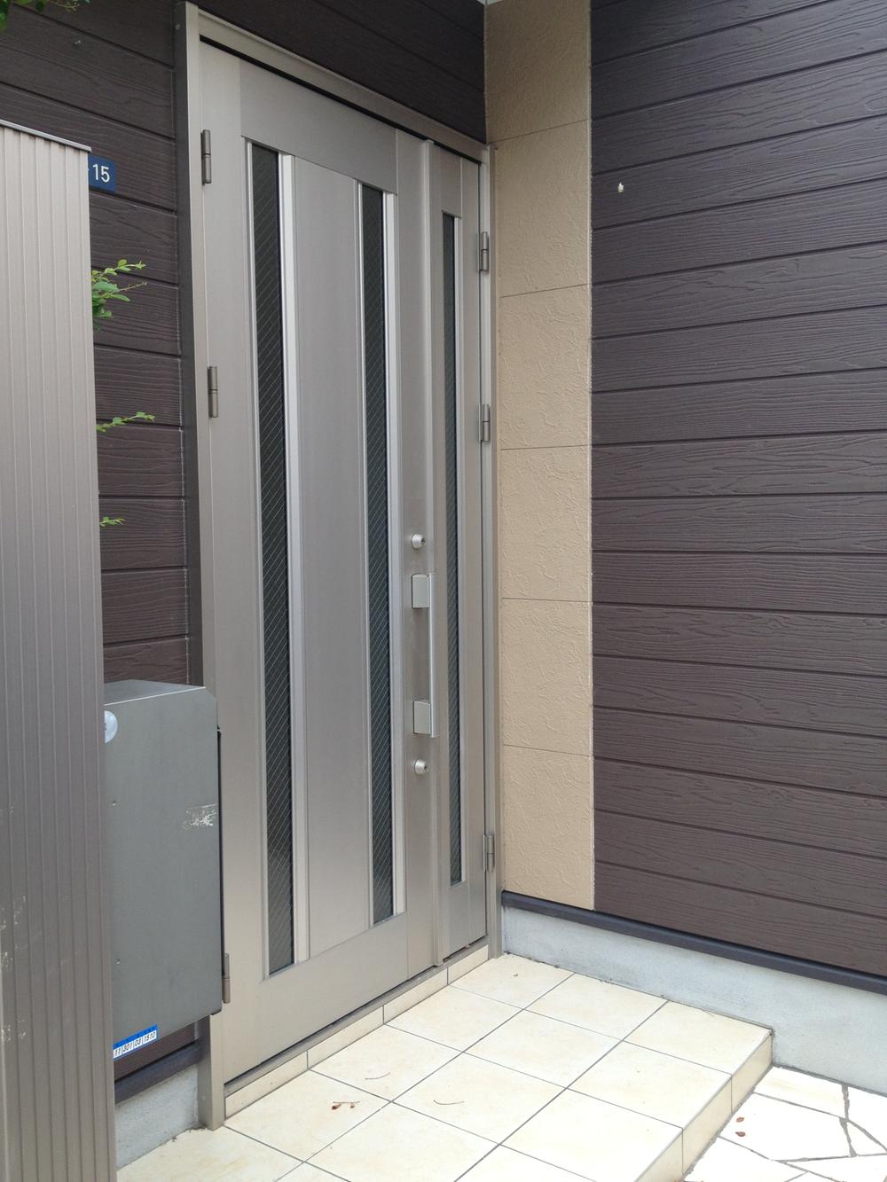 Entrance. Local (July 2013) Shooting