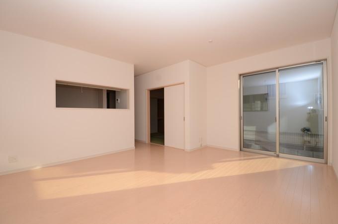 Same specifications photos (living). (The company example of construction photos)