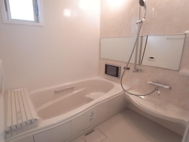 Same specifications photo (bathroom). LIXIL (INAX) made System bus beautiful Yu series 1600 × 1600 size With bathroom heating dryer "Note: The same type of other properties."