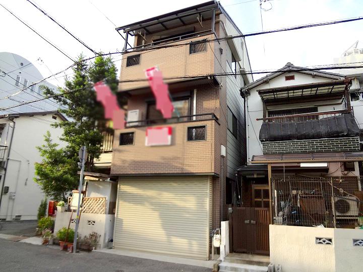 Local appearance photo. Because the property facing the three-way intersection, It is brighter than the normal three-story