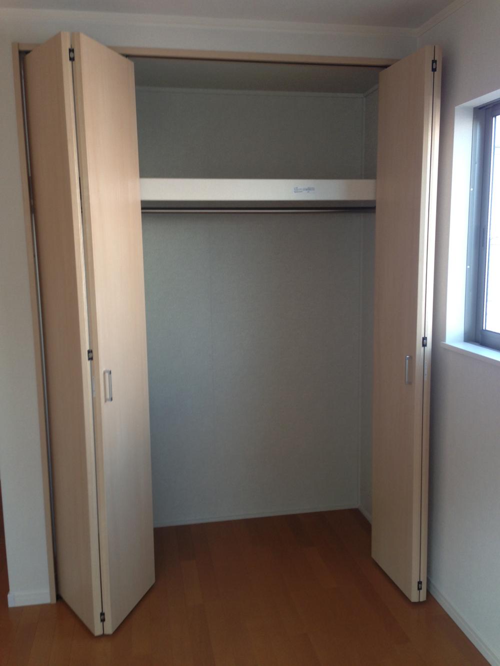 Receipt. All room with storage!  It is perfect for one with a lot of luggage