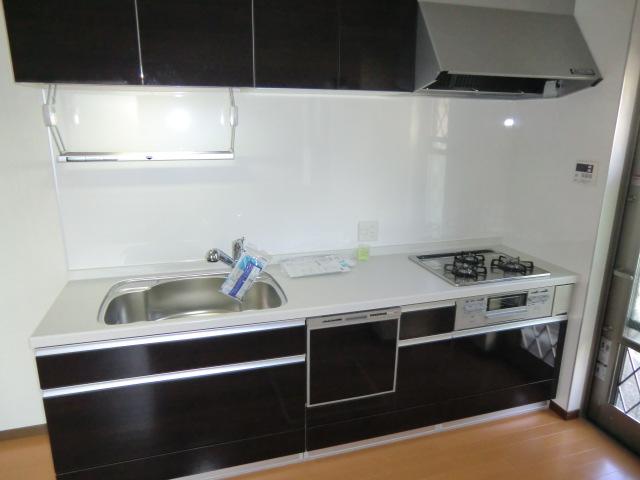 Kitchen. Local photo (kitchen) Water purifier visceral hand shower! Quiet sink!