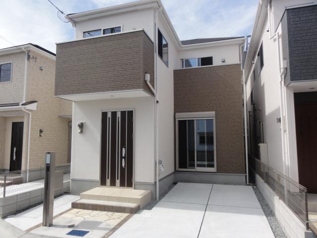 Same specifications photos (appearance). Same specifications (another site) the company construction cases