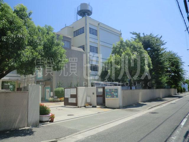 Primary school. 433m until the Amagasaki Municipal Oshima Elementary School