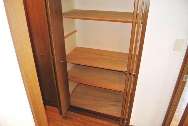 Receipt. There is also a functional storage rack.