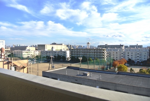 View. top floor, Facing south in sunny