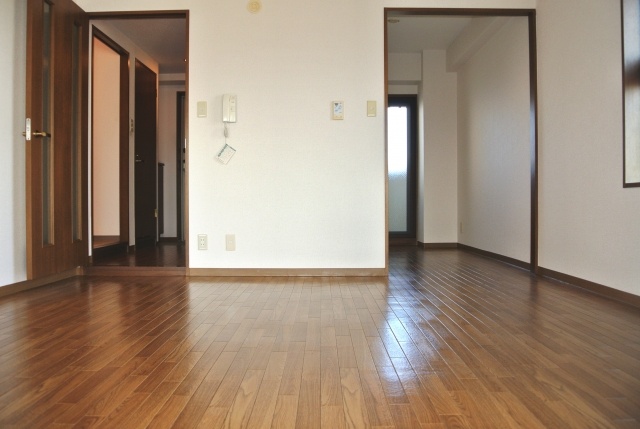 Living and room. It will be in a space of family gatherings.
