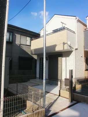 Local appearance photo. Building appearance