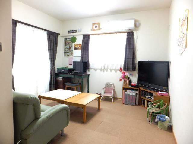 Living. Living (2013 November) shooting