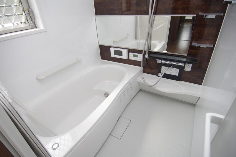 Bathroom. (Example of construction photos)