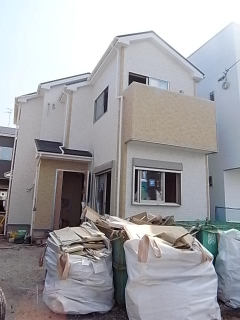 Local appearance photo