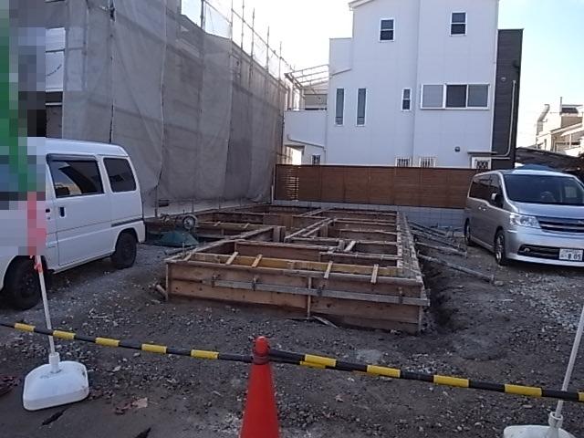 Local appearance photo. Local (11 May 2013) Shooting