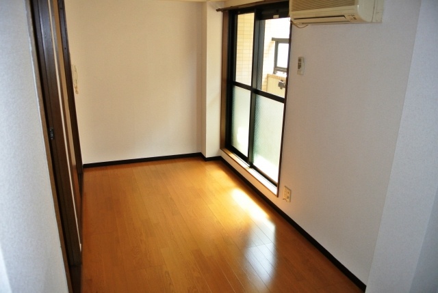 Living and room. Bright and airy and the room