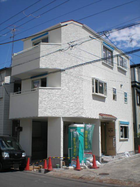 Local appearance photo. Local (June 2013) Shooting