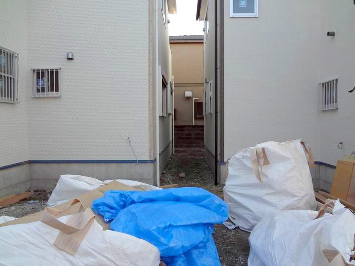 Local appearance photo. Built at a next door and spacing