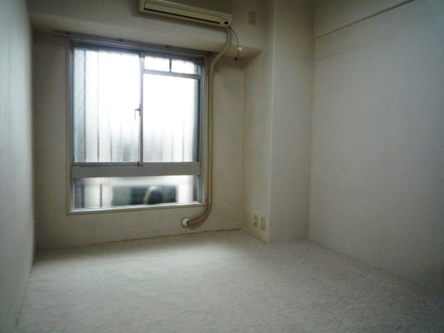 Other room space. Western-style about 5.7 Pledge