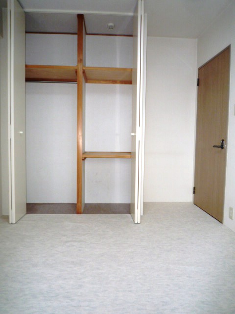 Receipt. Western style room ・ closet