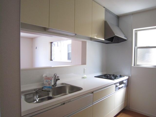 Same specifications photo (kitchen)
