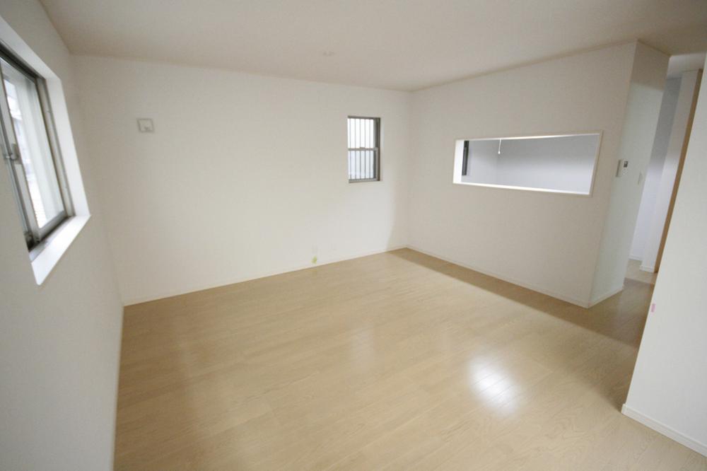 Living. Local (December 20, 2013) Shooting